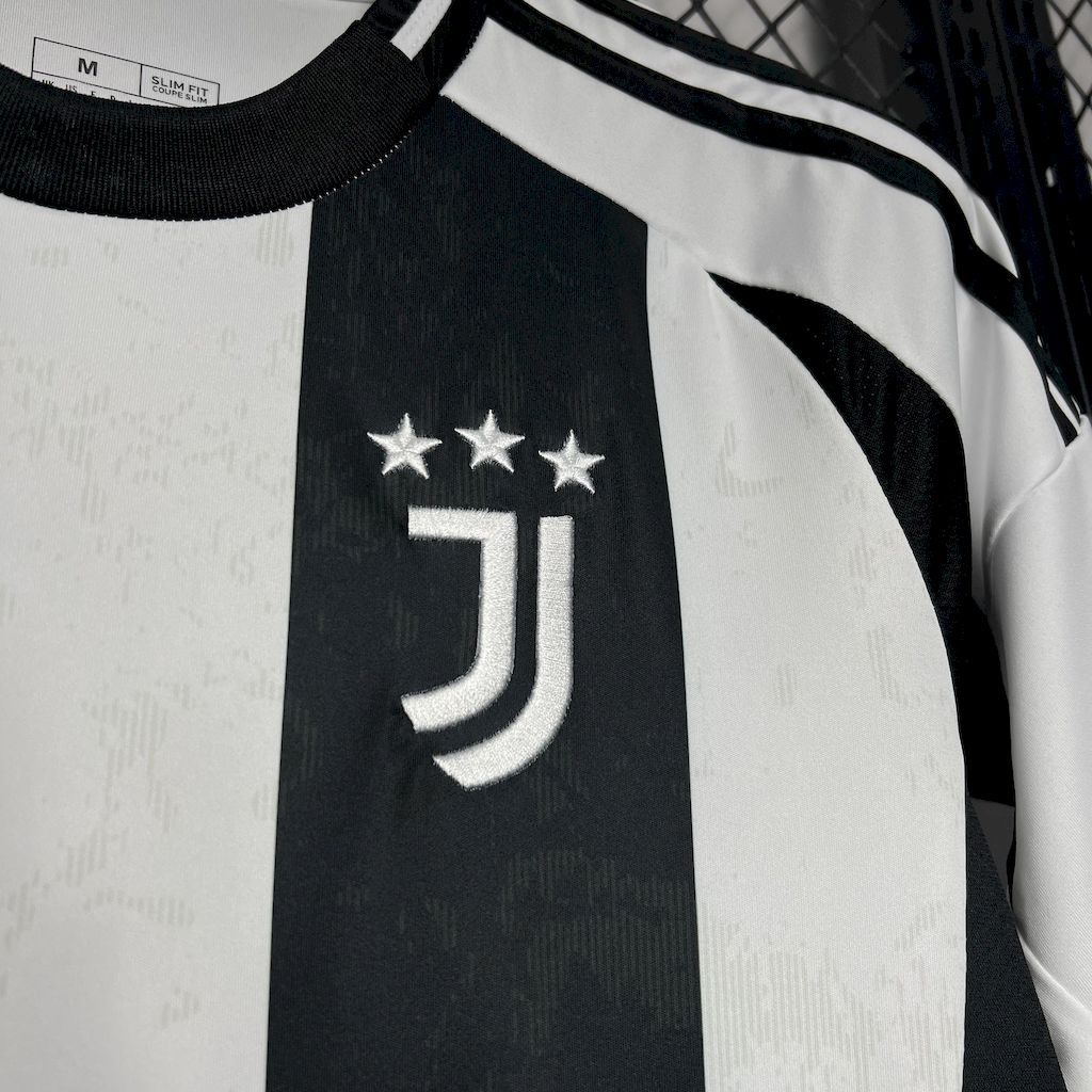Juventus 2024/25 Home Jersey