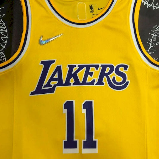 Camisa amarela masculina do Kyrie Irving – Edição de 75º aniversário