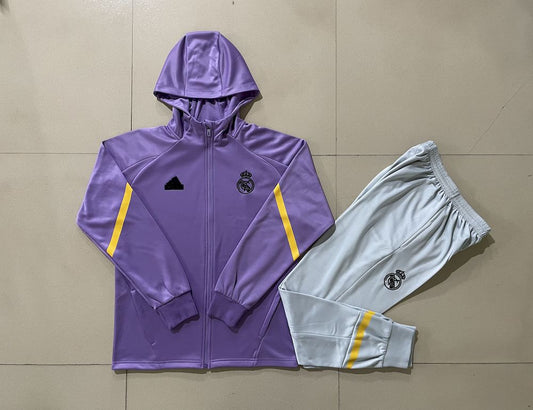 Moletom com capuz e calça do Real Madrid 2023/24 815