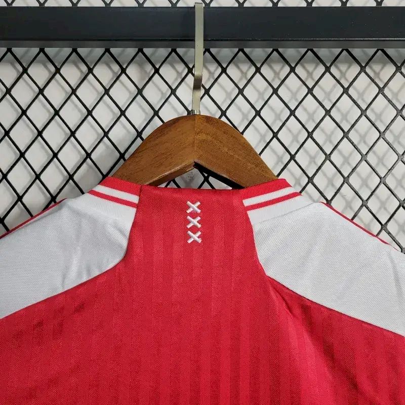 Camisa titular do Ajax 2023/24