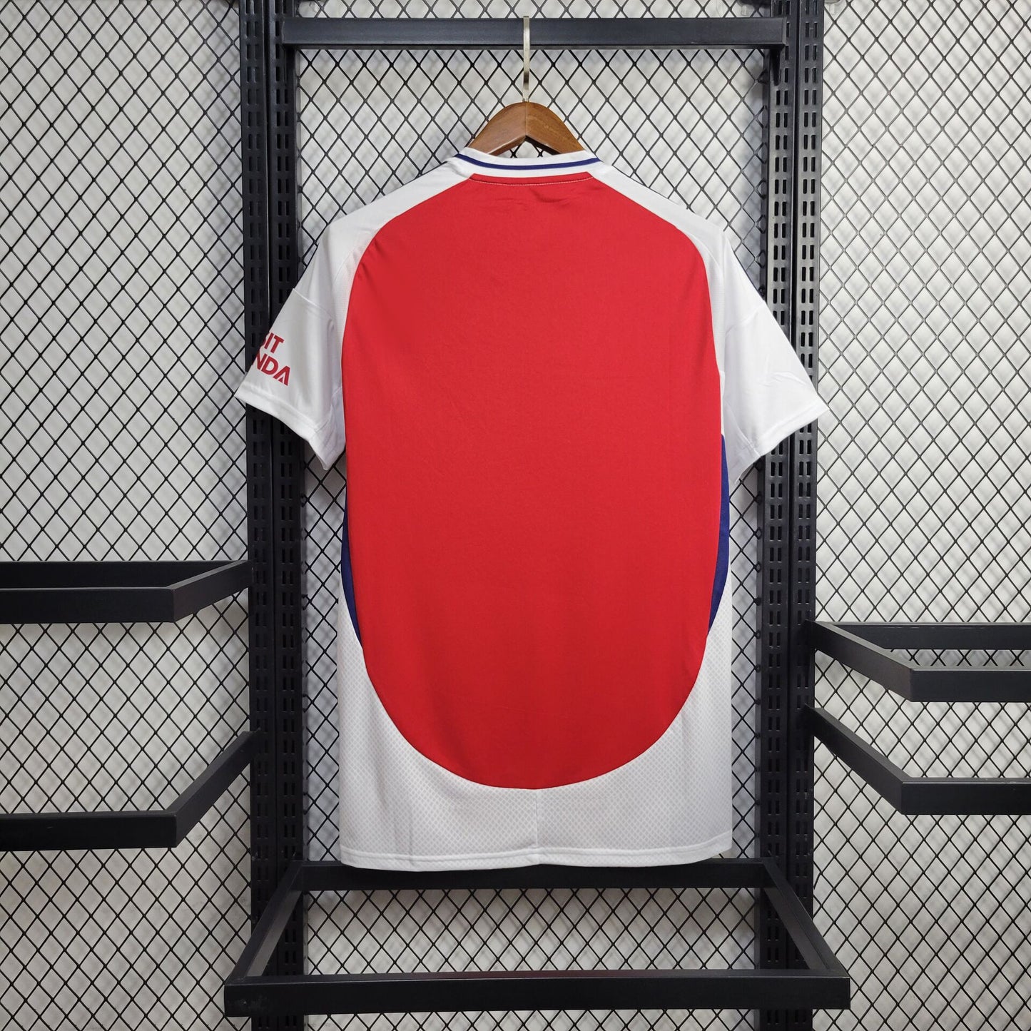 Camisa titular do Arsenal 2024/25