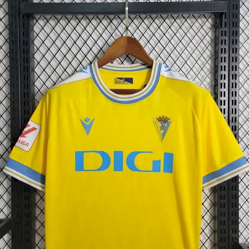 Camisa titular do Cadiz 2023/24