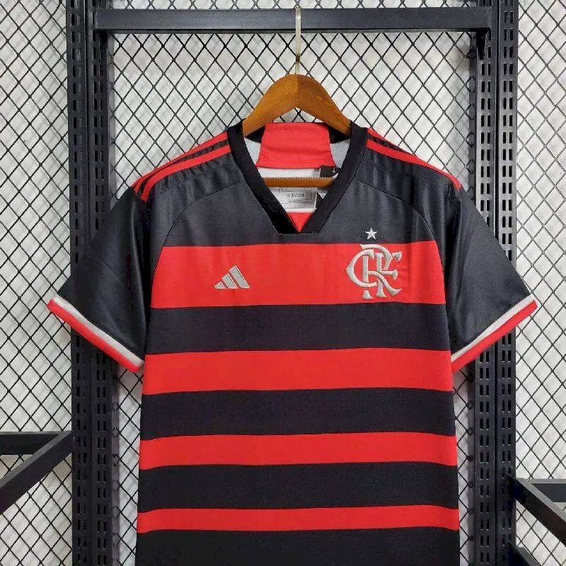 Camisa titular do Flamengo 2024/25