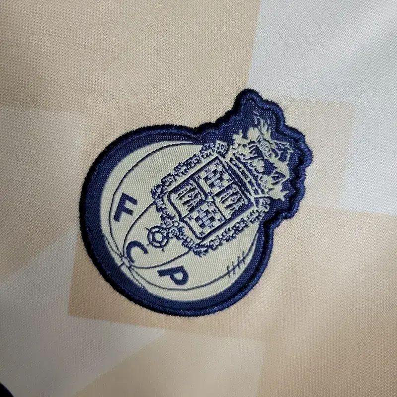 FC Porto 2023/24 Away Kids Kit