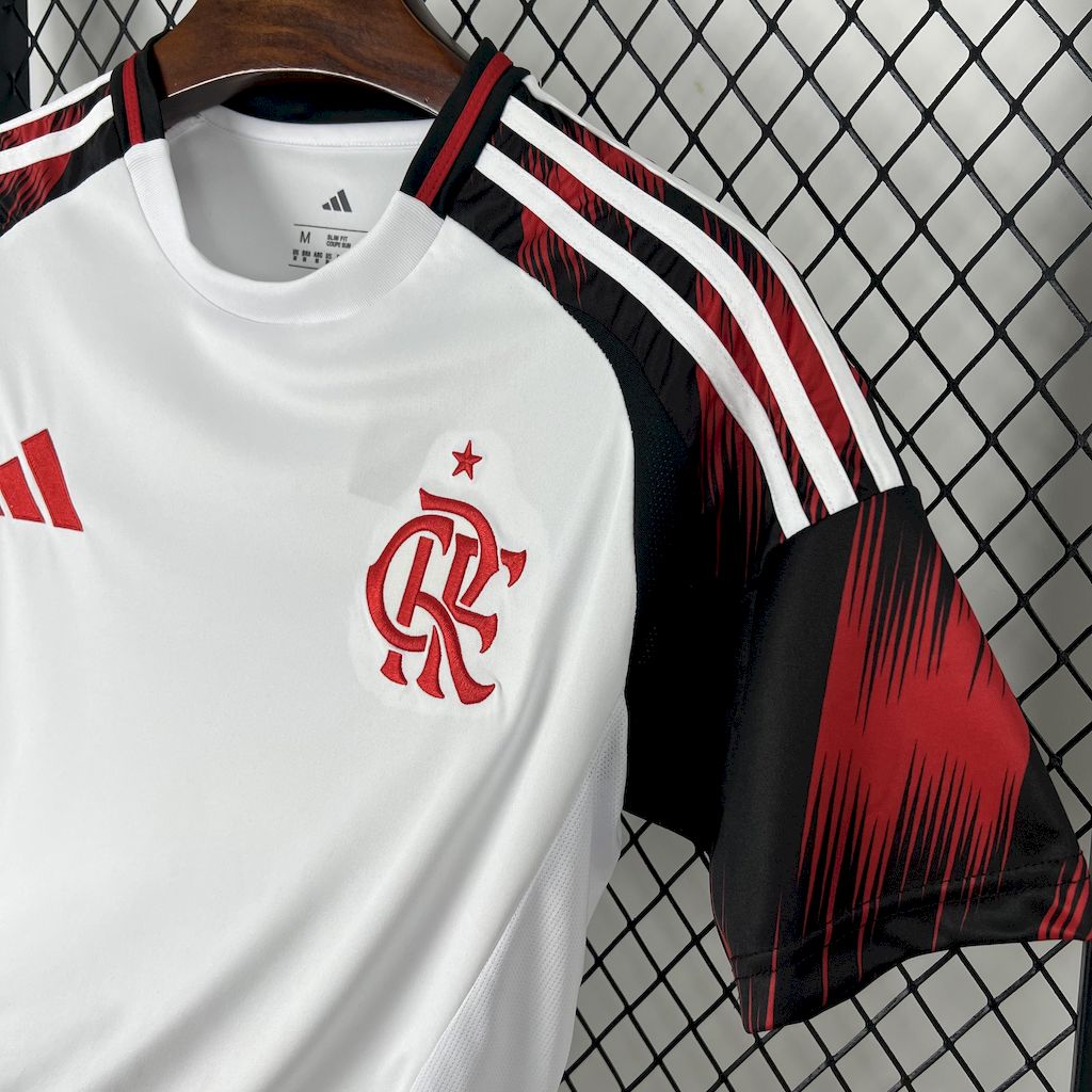 Camisa reserva do Flamengo 2025/26 vazada