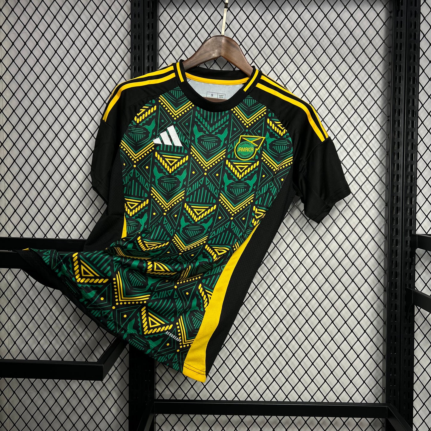 Camisa reserva da Jamaica 2024/25