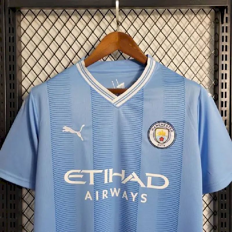 Camisa titular do Manchester City 2023/24