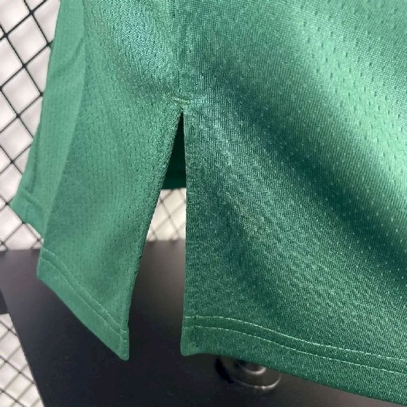 Camisa masculina Kristaps Porzingis verde da equipe
