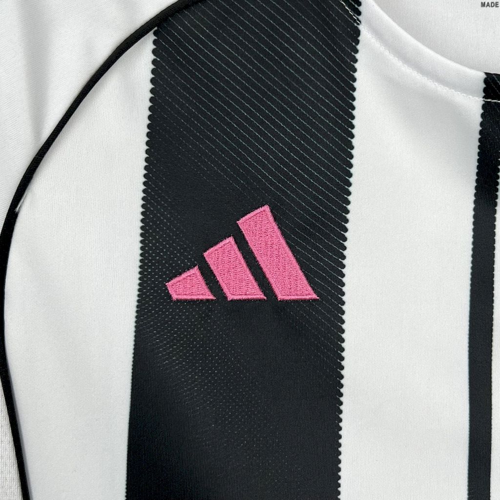 Juventus 2025/26 Home Kids Kit