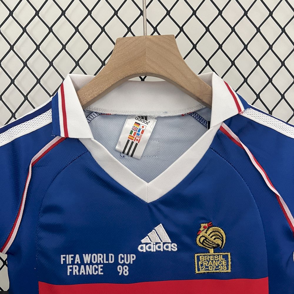 Camisa e shorts retrô infantil França 1998