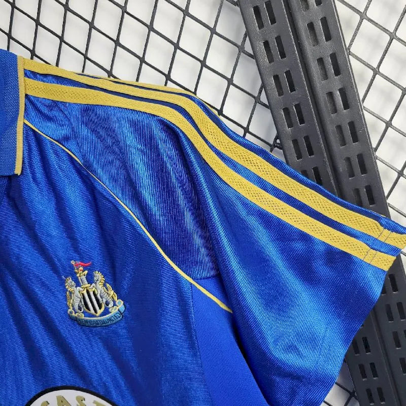 Newcastle United 1998/99 Away Retro Jersey