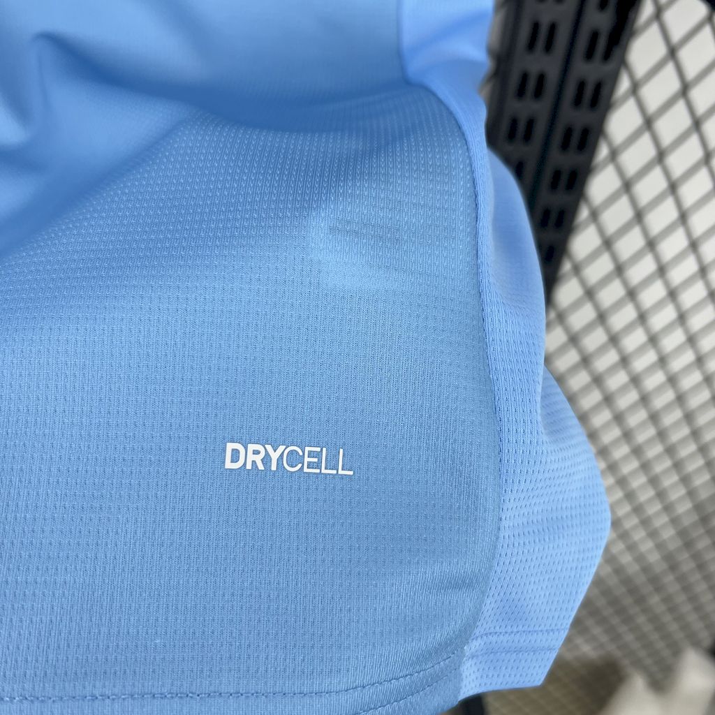 Camisa titular do Manchester City 2025/26