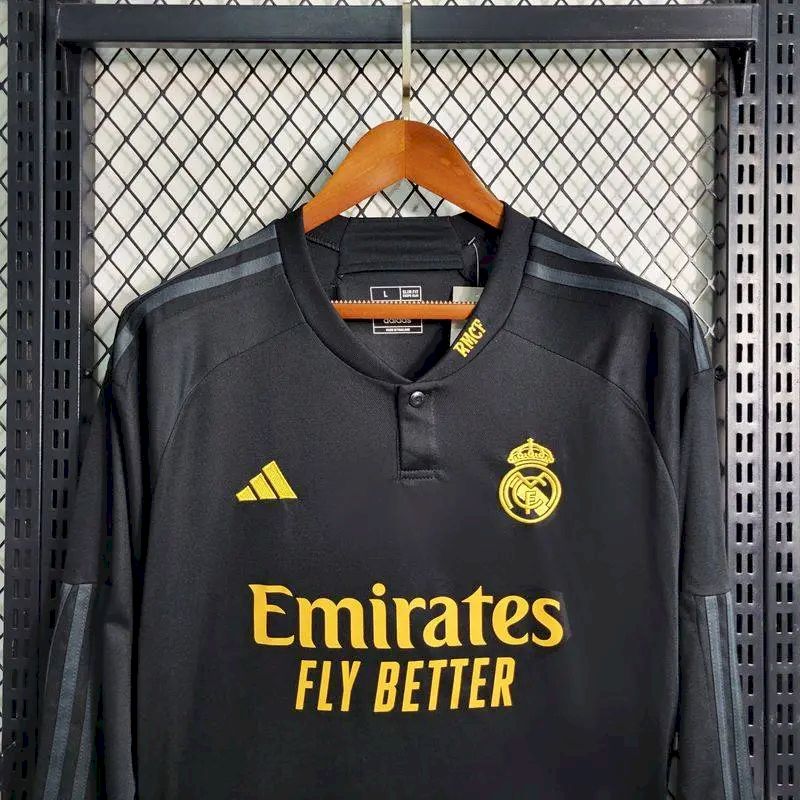 Maillot manches longues troisième du Real Madrid 2023/24