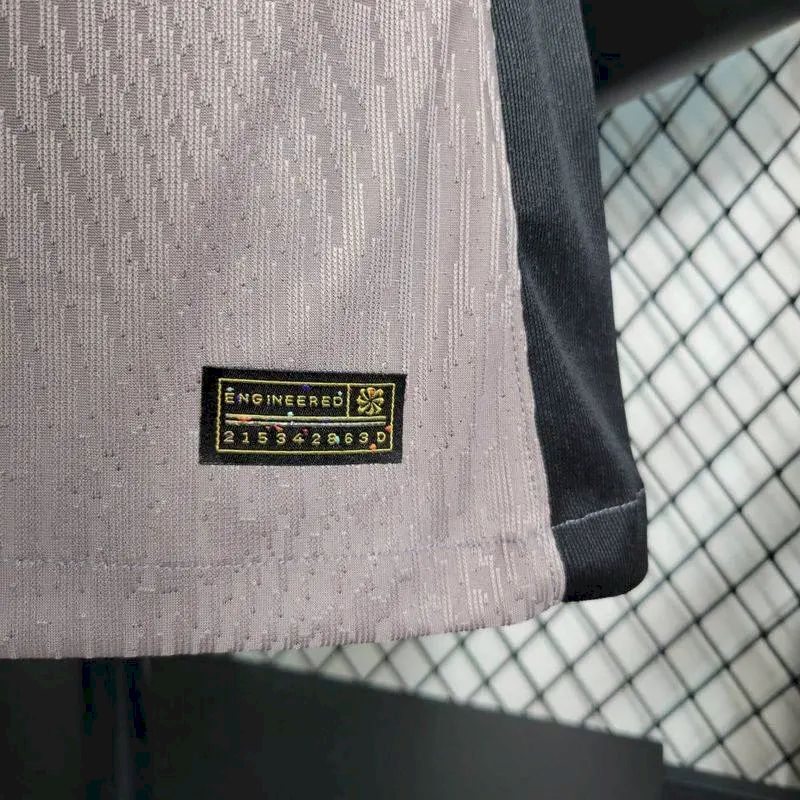 Camisa Terceira do Tottenham Hotspur 2023/24 Versão Jogador