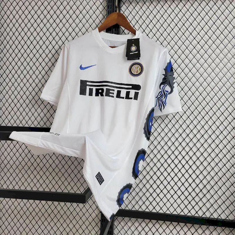 Camisa retrô reserva do Inter de Milão 2010/11