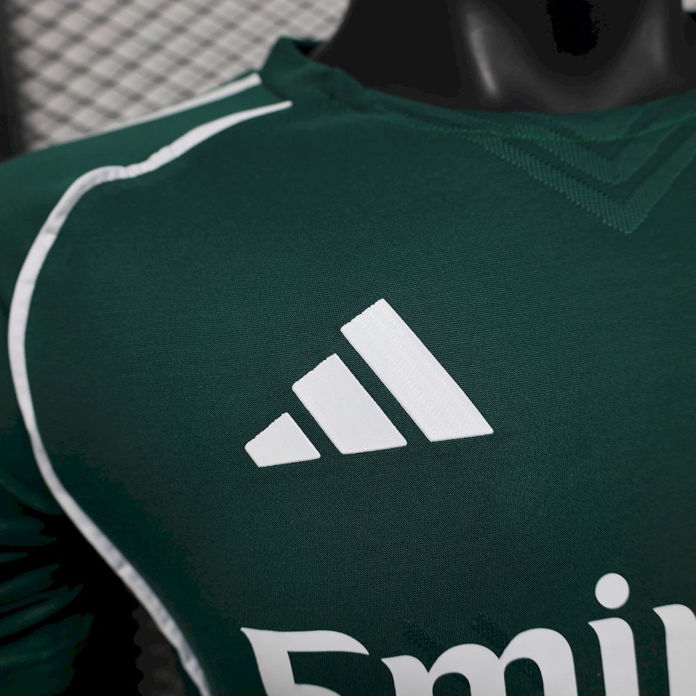 Real Madrid 2025/26 Green Special Edition Jersey Player Version