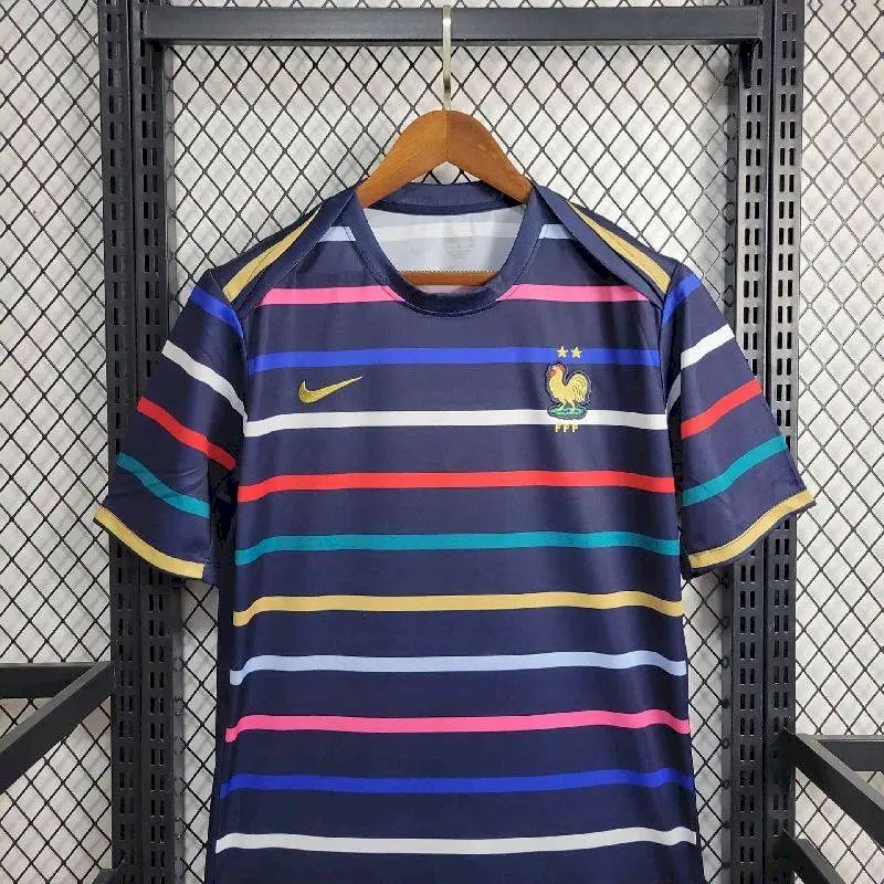 Camisa de treino pré-jogo da França 2024/25