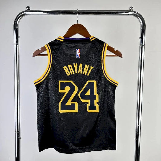 Camisa preta do time juvenil Kobe Bryant