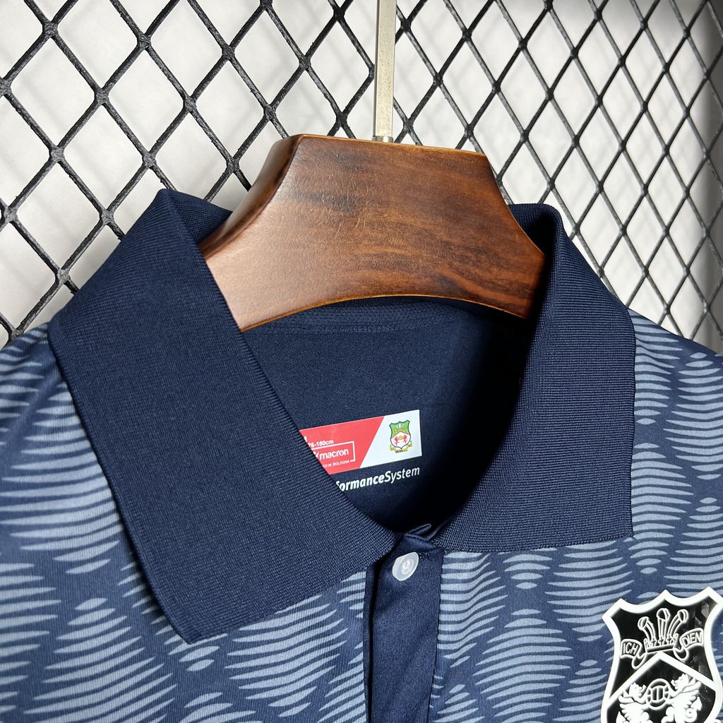 Camisa reserva 2 do Wrexham 2024/25