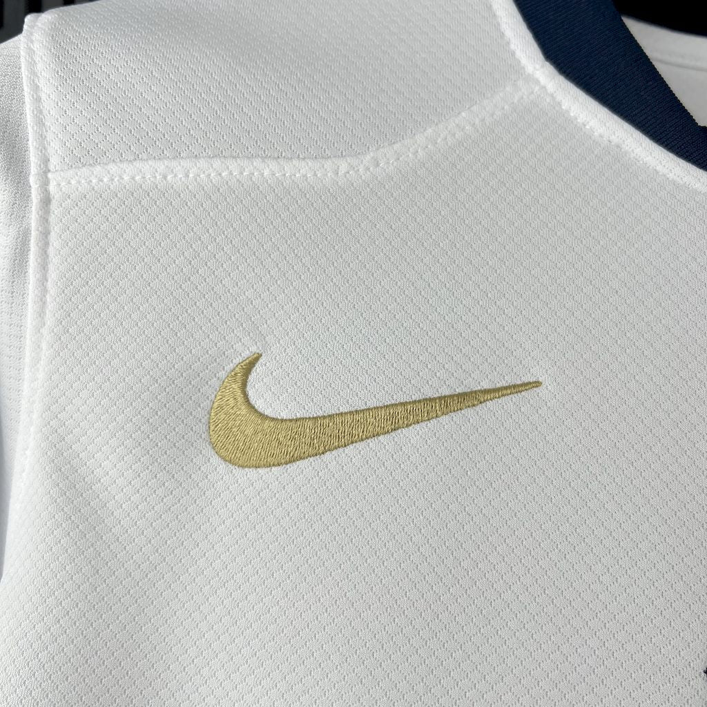 Barcelona 2025/26 White Special Edition Jersey