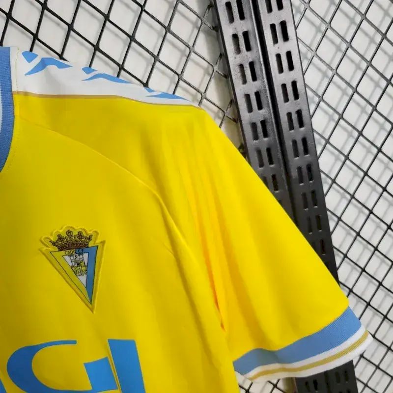 Camisa titular do Cadiz 2023/24