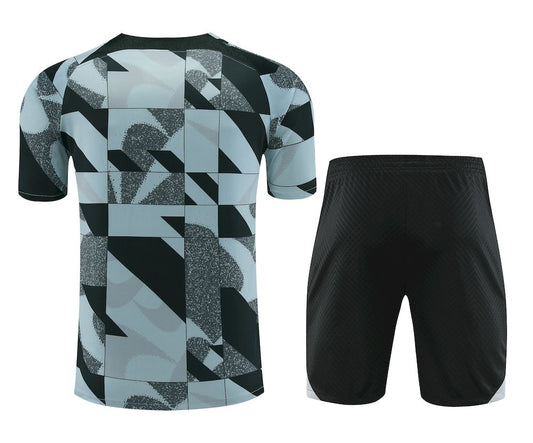 Camisa de treino adulto Chelsea 2023/24 + short 418