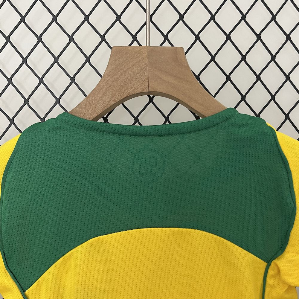 Brazil 2004 home Kids Retro Jersey And Shorts