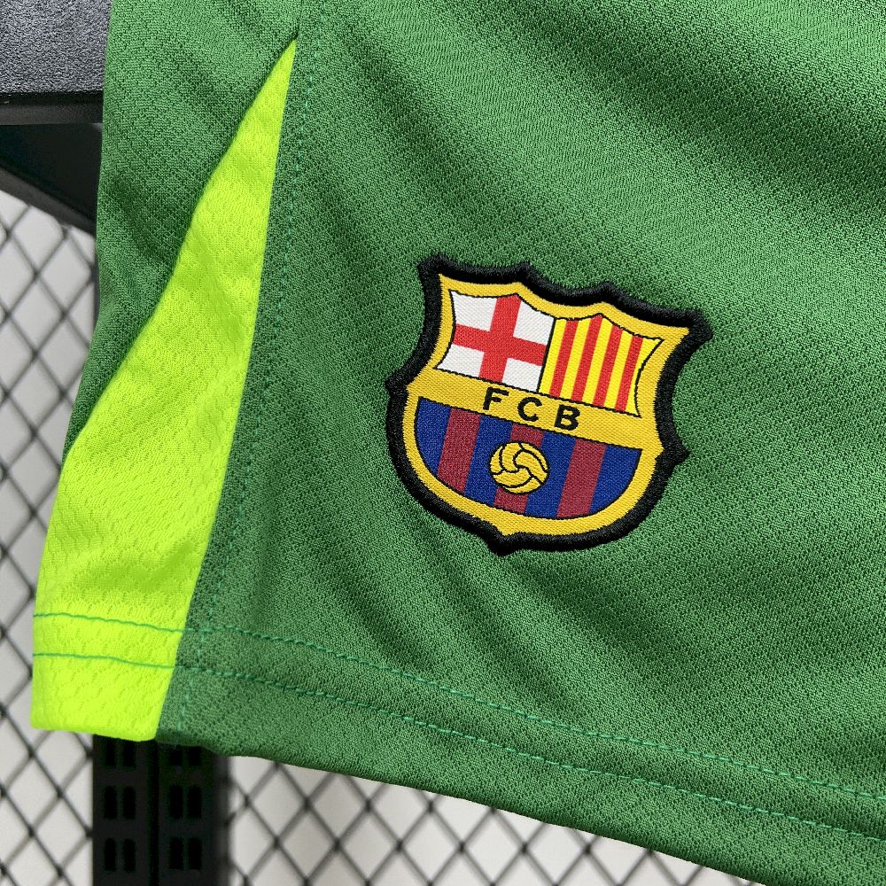Barcelona 2025/26 Green Goalkeeper Kids Kit