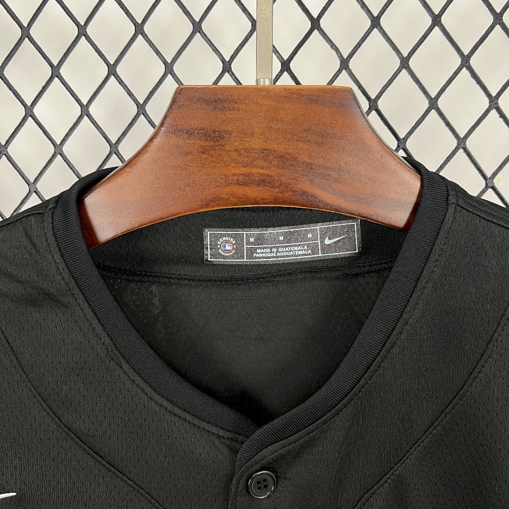 Paris Saint-Germain 2025/26 Us Pack Black Jersey