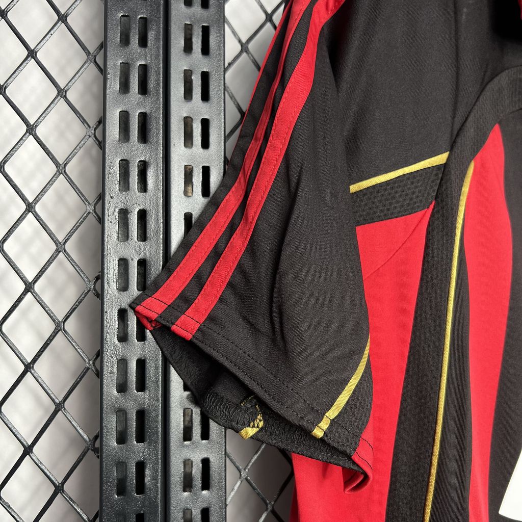 Camisa retrô do AC Milan 2006/07