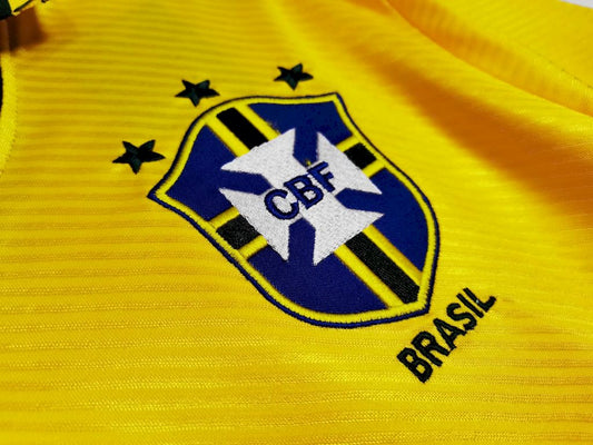 Camisa retrô do Brasil para a Copa do Mundo de 1994