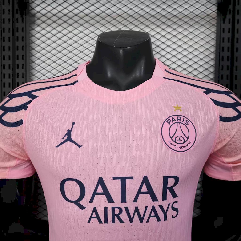 Paris Saint-Germain 2025/26 Pink Special Edition Jersey Player Version