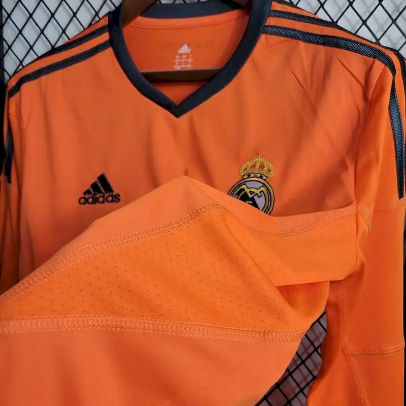 Camisa Retro Manga Longa Real Madrid 2013/14 Third
