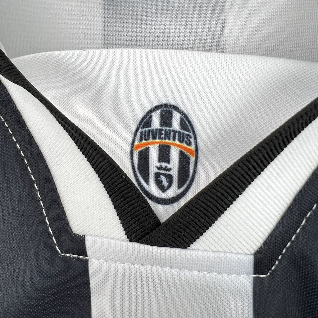 Juventus 1996/97 Home Retro Jersey