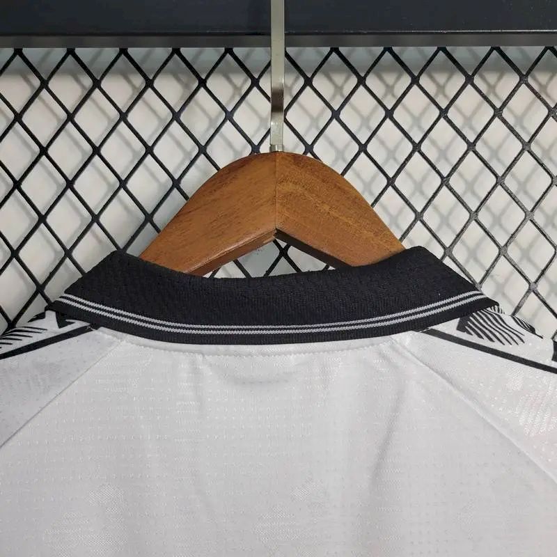 Camisa retrô do Atlético Mineiro 1997