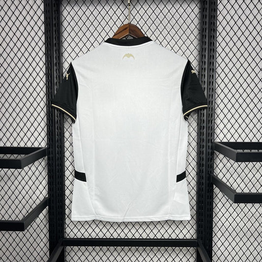 Camisa titular do Valencia 2024/25