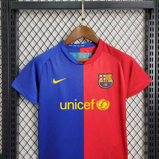 Camisa e shorts retrô infantil do Barcelona 2008/09