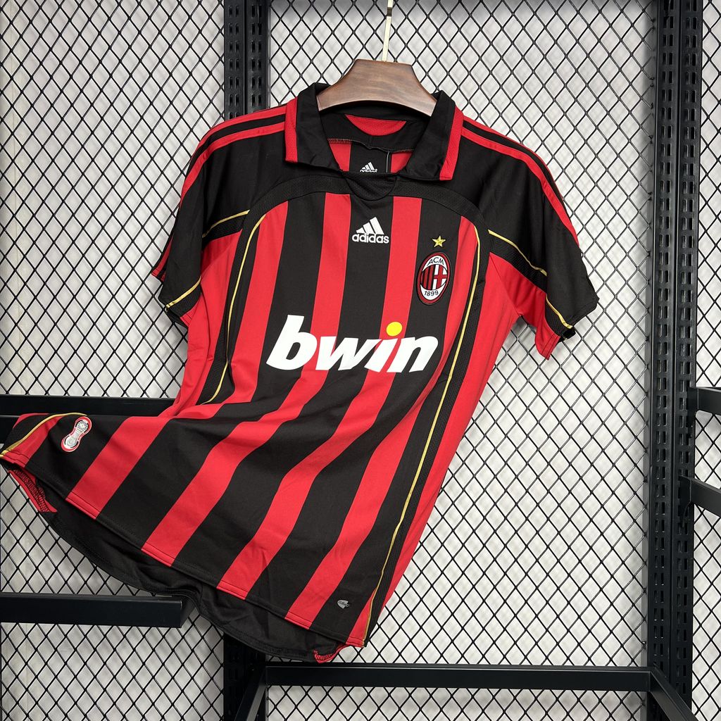 Camisa retrô do AC Milan 2006/07
