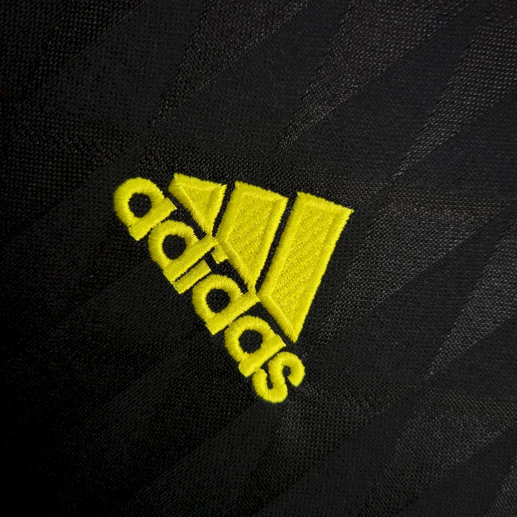 Liverpool 2010/11 Third Retro Jersey