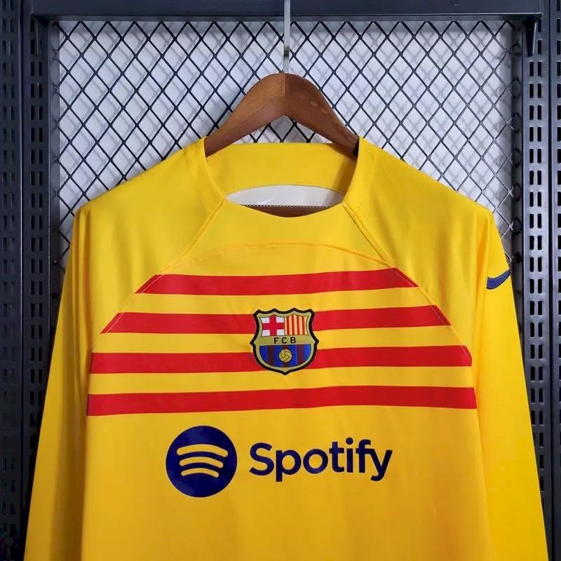 Camisa Barcelona 2023/24 Quarta de Mangas Compridas
