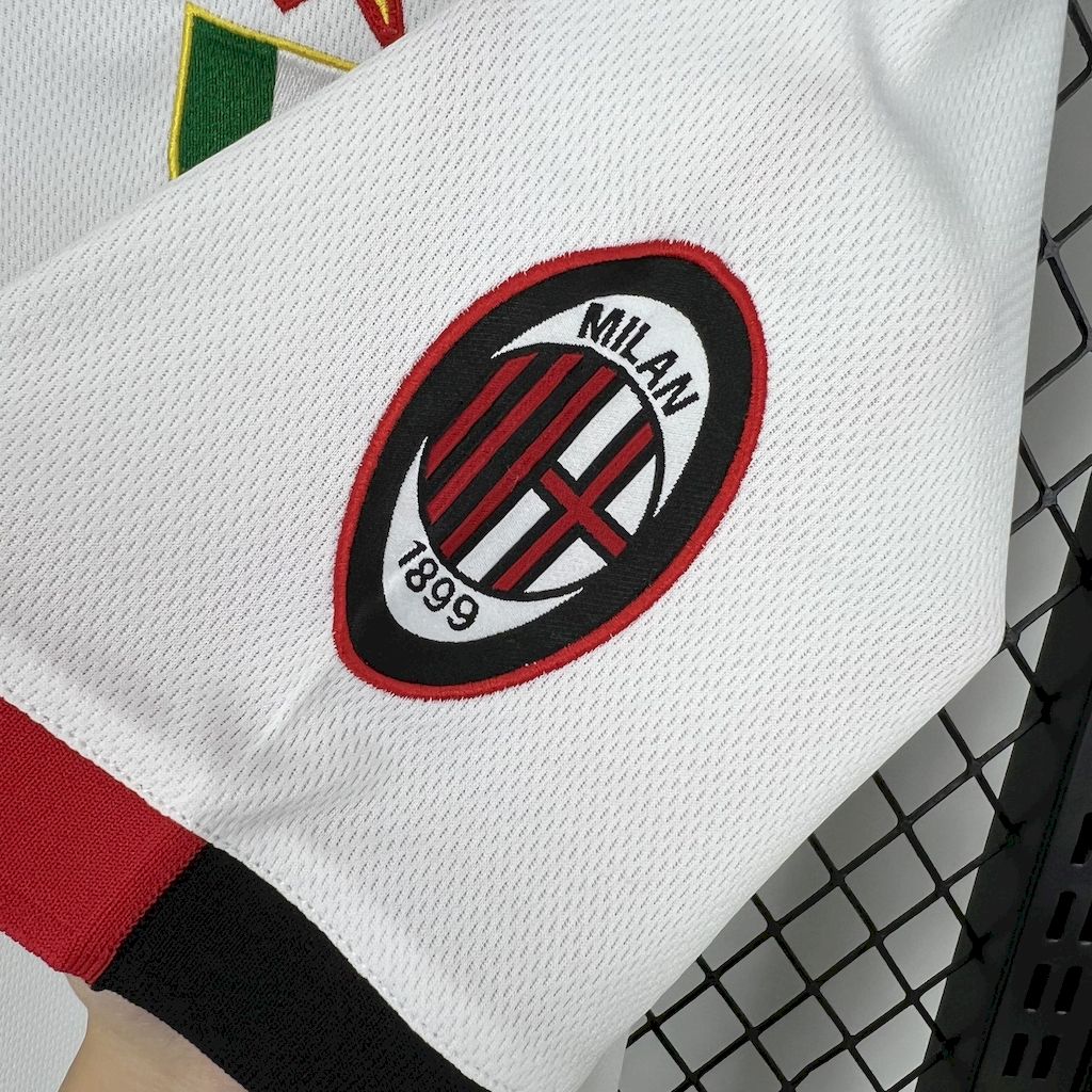 AC Milan 1995/97 Away Retro Jersey