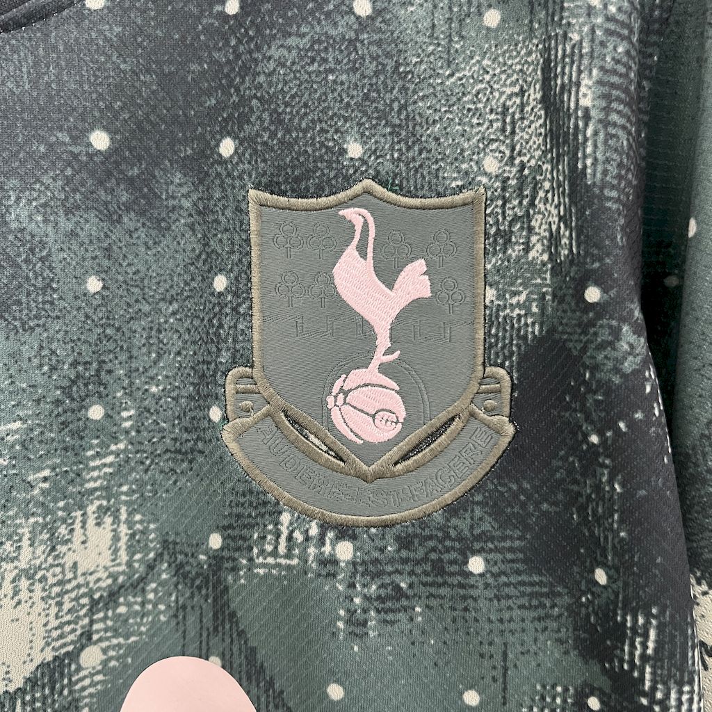 Camisa Terceira do Tottenham Hotspur 2024/25