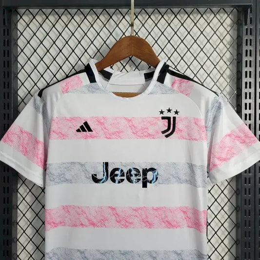 Juventus 2023/24 Away Kids Kit