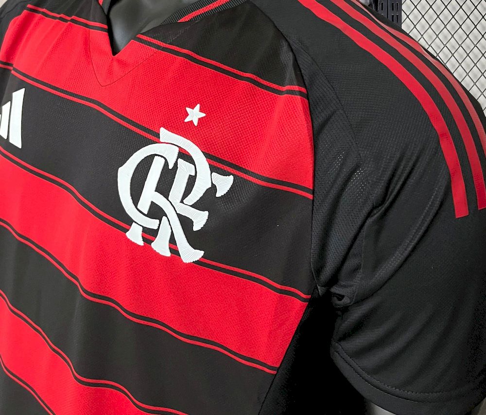 Camisa titular do Flamengo 2025/26 versão jogador