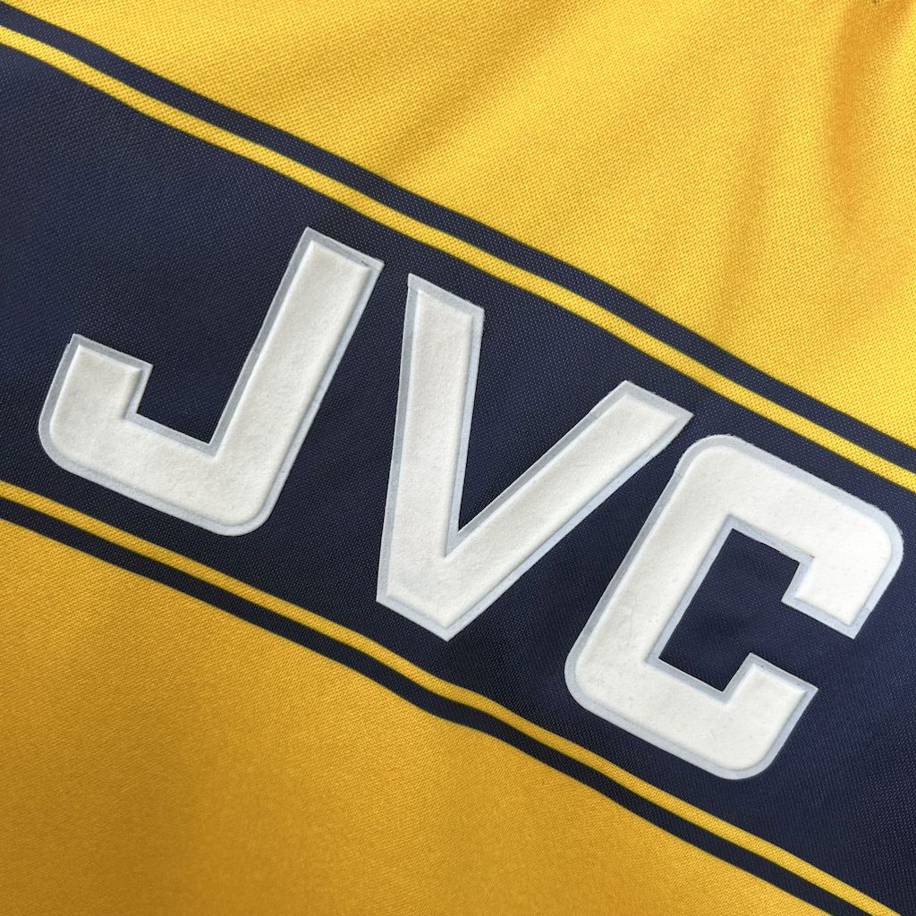 Camisa retrô reserva do Arsenal 1997/99