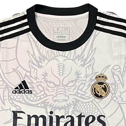 Maillot édition spéciale Dragon du Real Madrid 2024/25 4