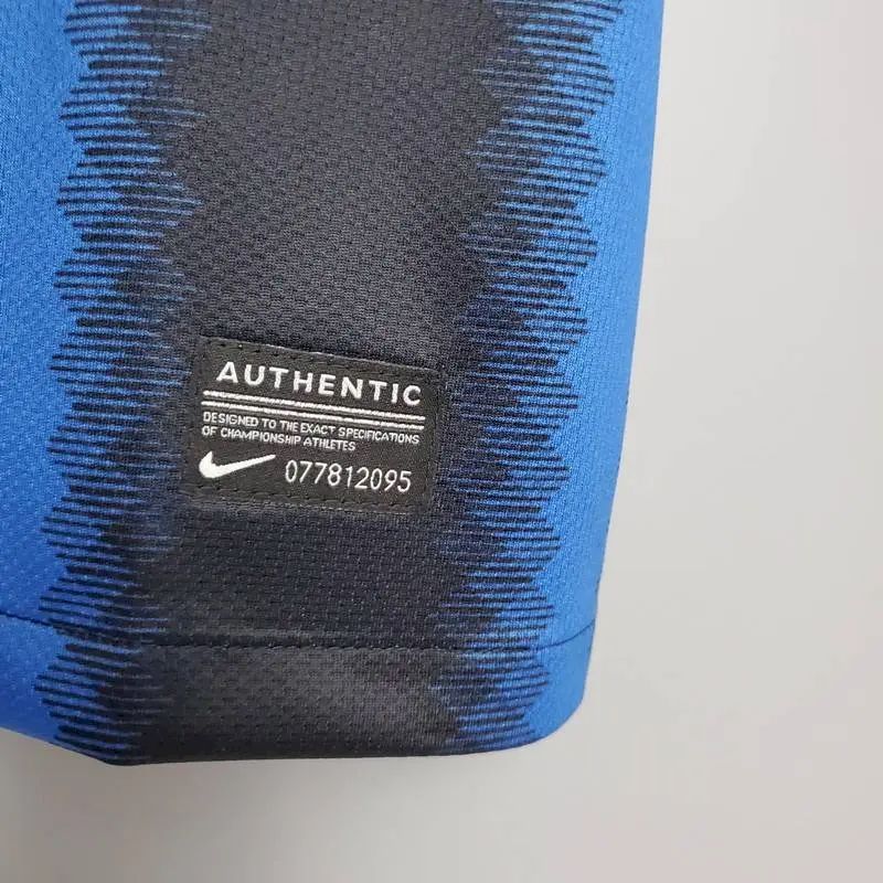 Camisa retrô da Inter de Milão 2010/11