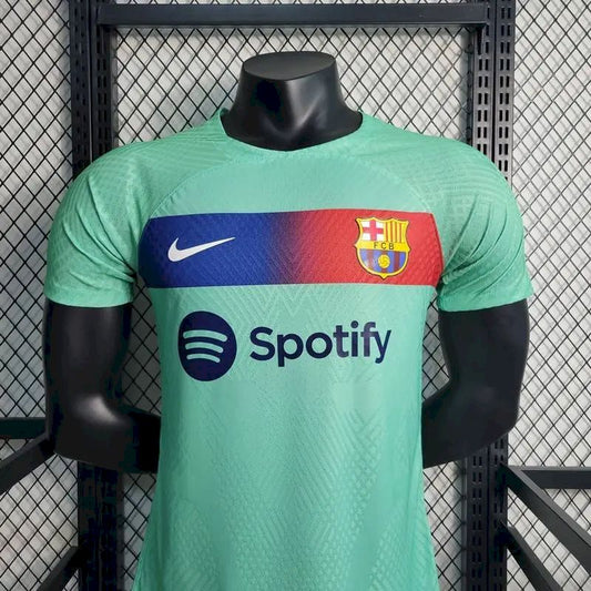 Camisa de treino pré-jogo do Barcelona 2023/24, versão jogador