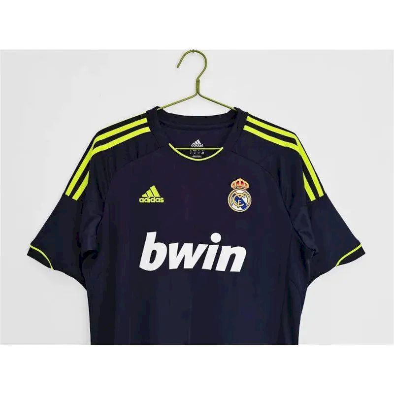 Camisa retrô reserva do Real Madrid 2012/13