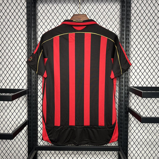 Camisa retrô do AC Milan 2006/07